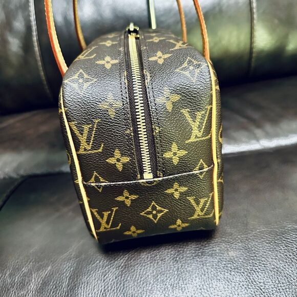 Brand New Louis Vuitton Cite MM - Picture 4 of 16